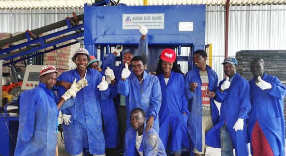 নাইজেরিয়া ইট মেশিন উৎপাদন সাইট