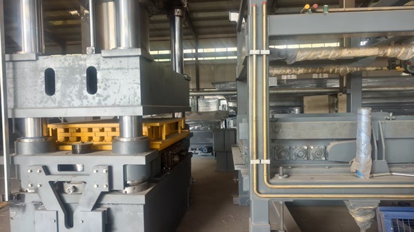 Fully Automatic Hydraulic Brick Press