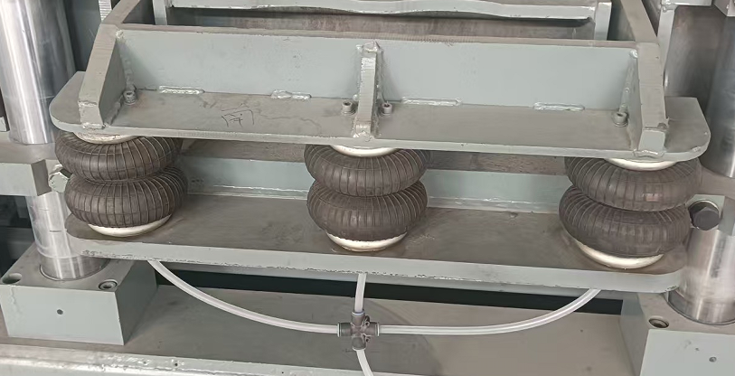 Máquina para fabricar bloques de hormigón