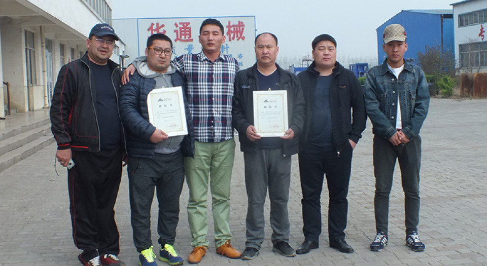 উজবেকিস্তানের ইট মেশিন গ্রাহক