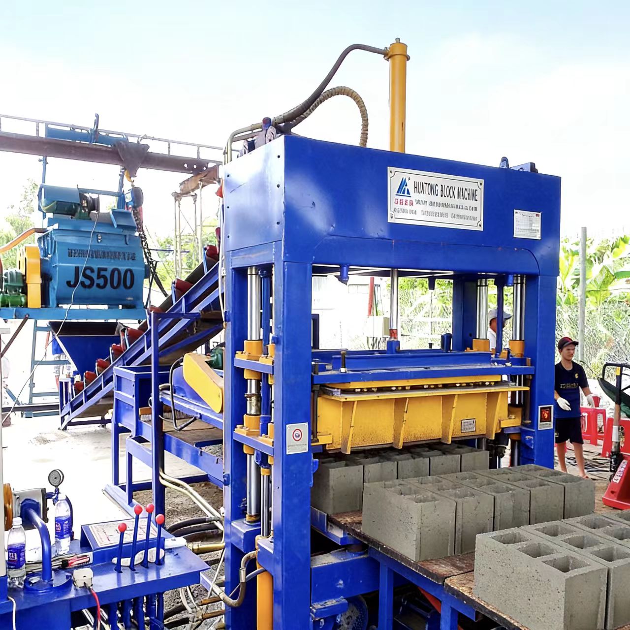 সেমি অটো ব্রিক মেশিন