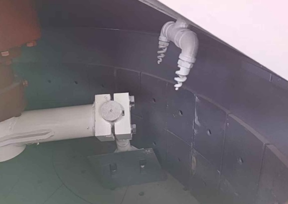 خلاطة الطوب العمودية