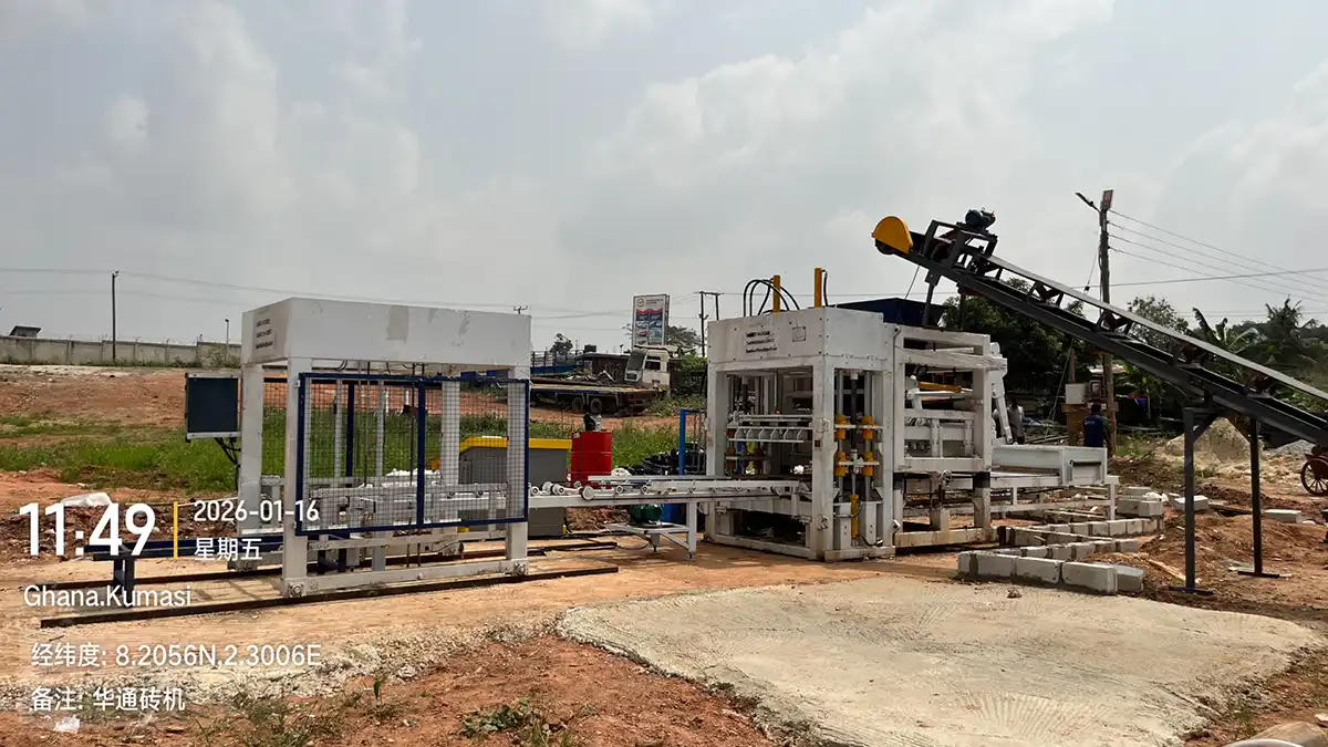 Caso de proyecto de la máquina de ladrillos Huatong QT10-15 totalmente automática en Ghana