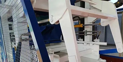 Automatic Concrete Block Machine